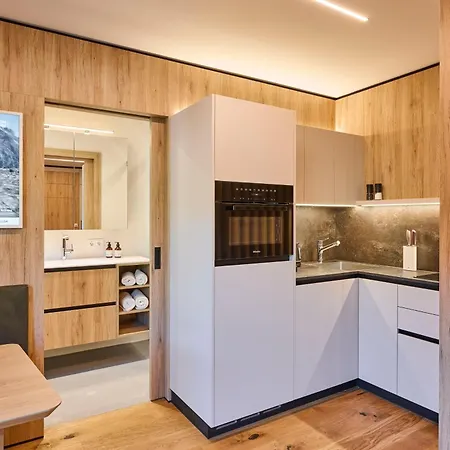 Taeli Aparthotel